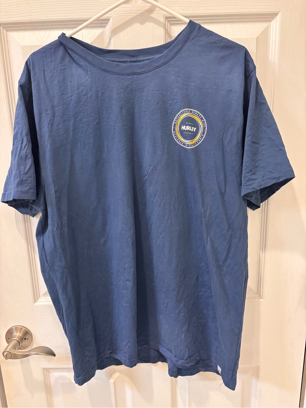 5/$25 Hurley Men's Blue Casual Graphic T‑Shirt